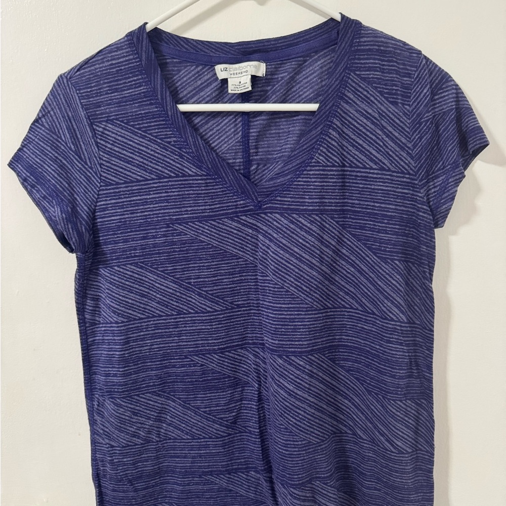 Liz Claiborne Weekend Womens VNeck Short Sleeve Lightweight T-Shirt Small Purple
